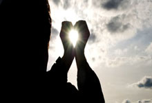 国安官方：李雷扭伤左脚踝 乃必将大脑没事